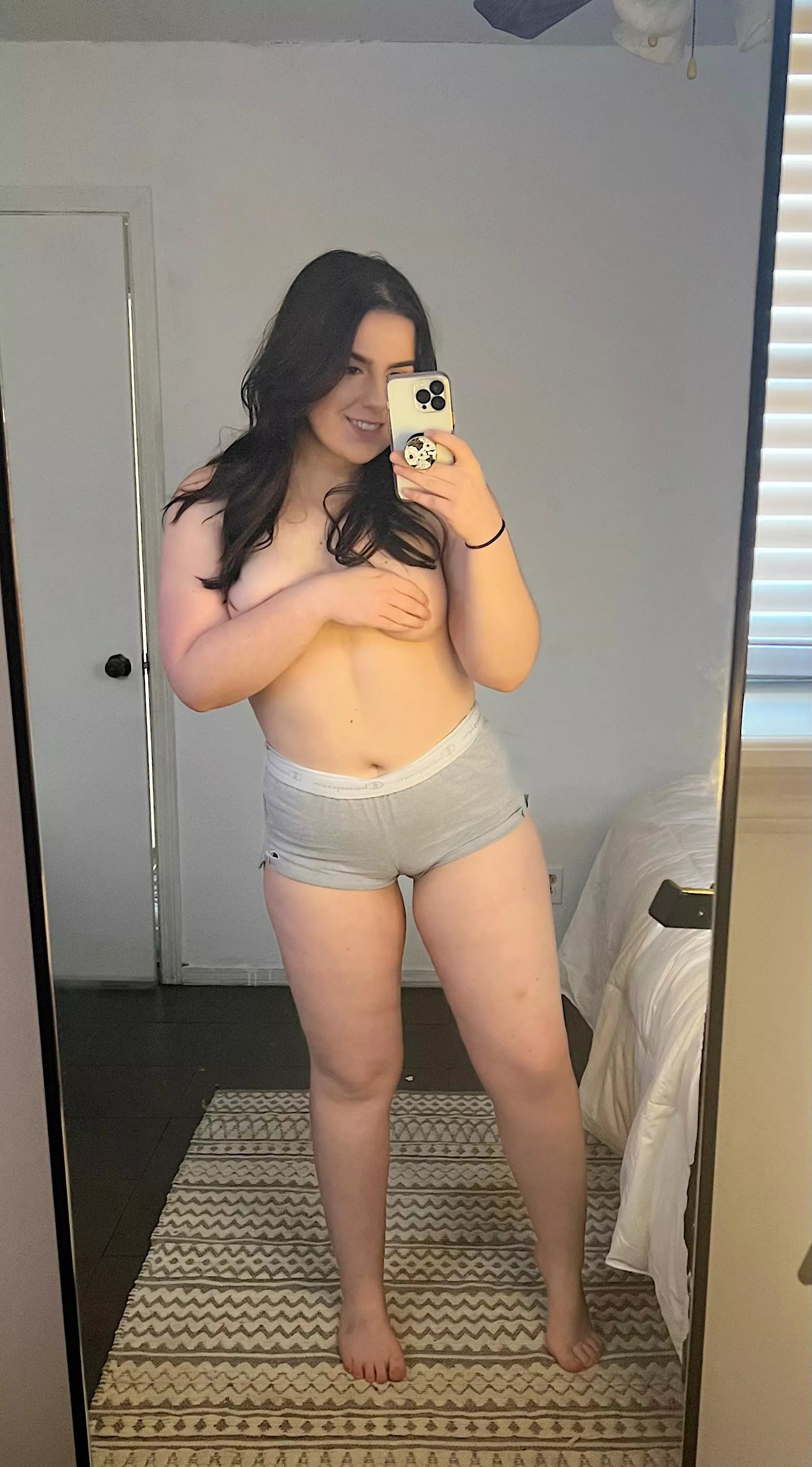 Good morning ☺️ [F] posted by emileecox