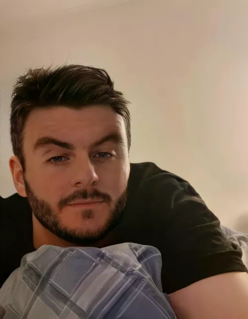 Good morning from Scotland bros 🏴󠁧󠁢󠁳󠁣󠁴󠁿 by suspicious_advice85