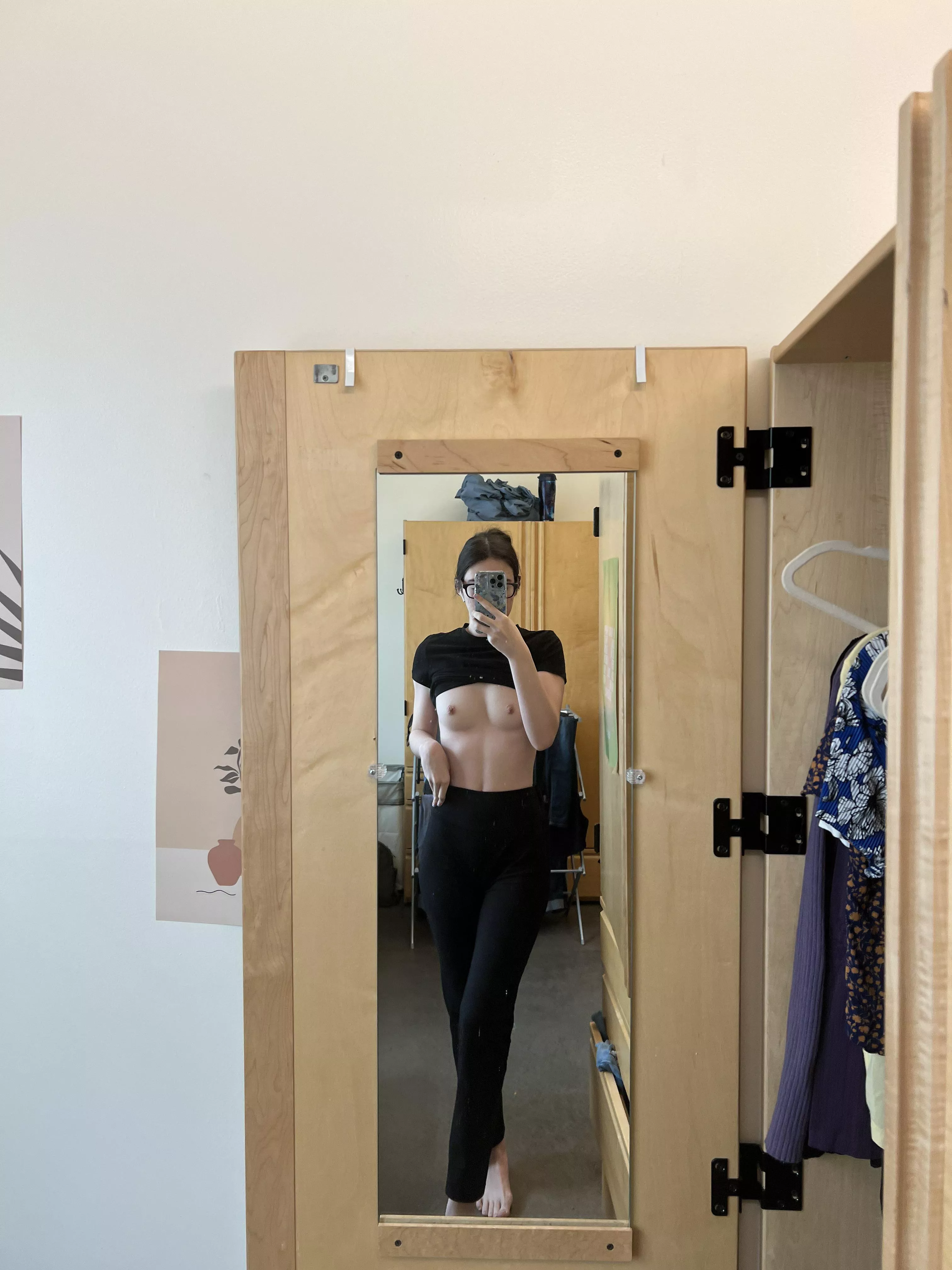 good morning (f)rom your local internet slut 😇 posted by annas_bananas02