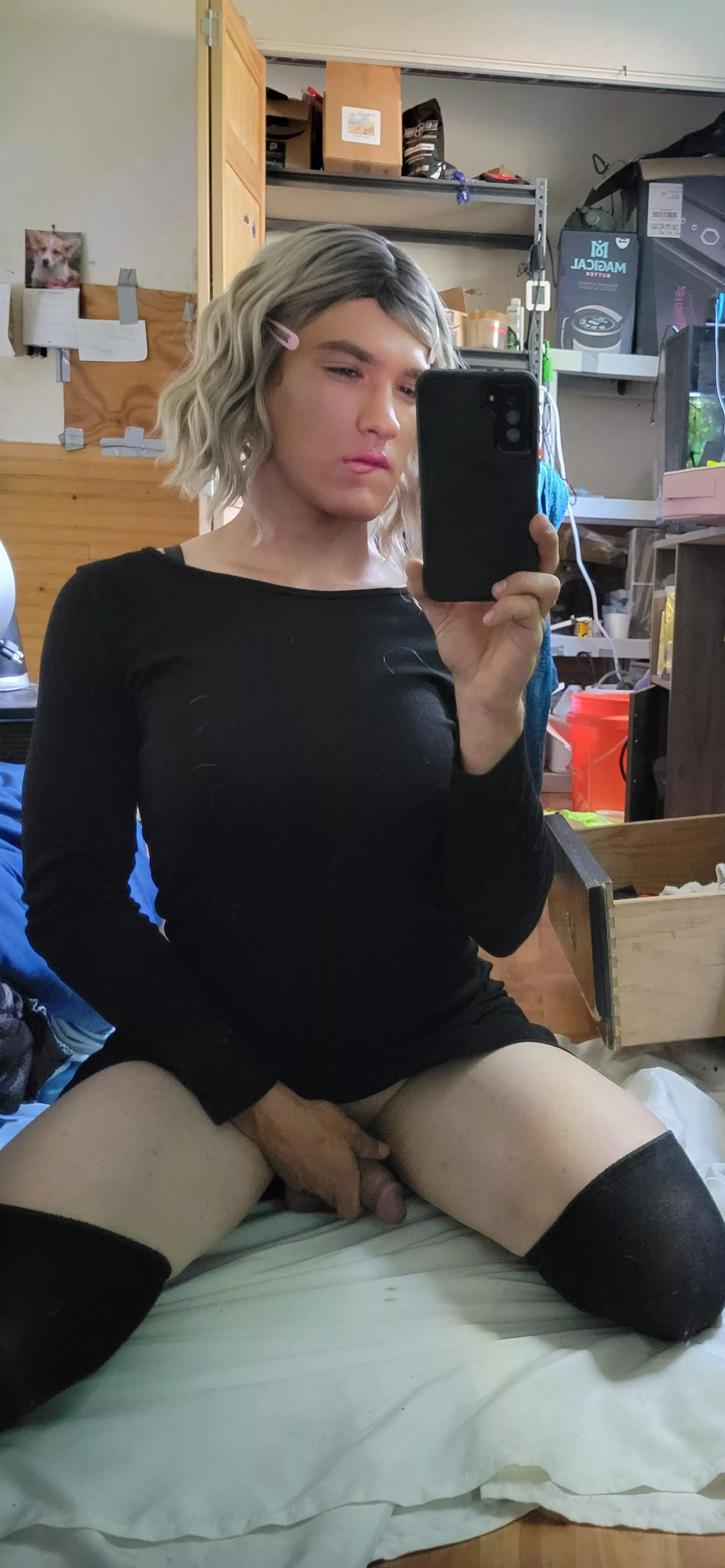 good morning 😚 posted by eggeggeggfinn