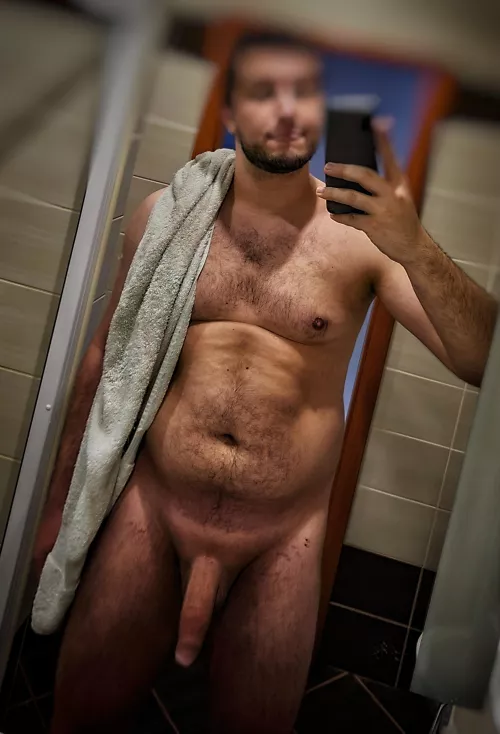 Good morning? [M]24, 6'7, 250lbs by Taboopulale