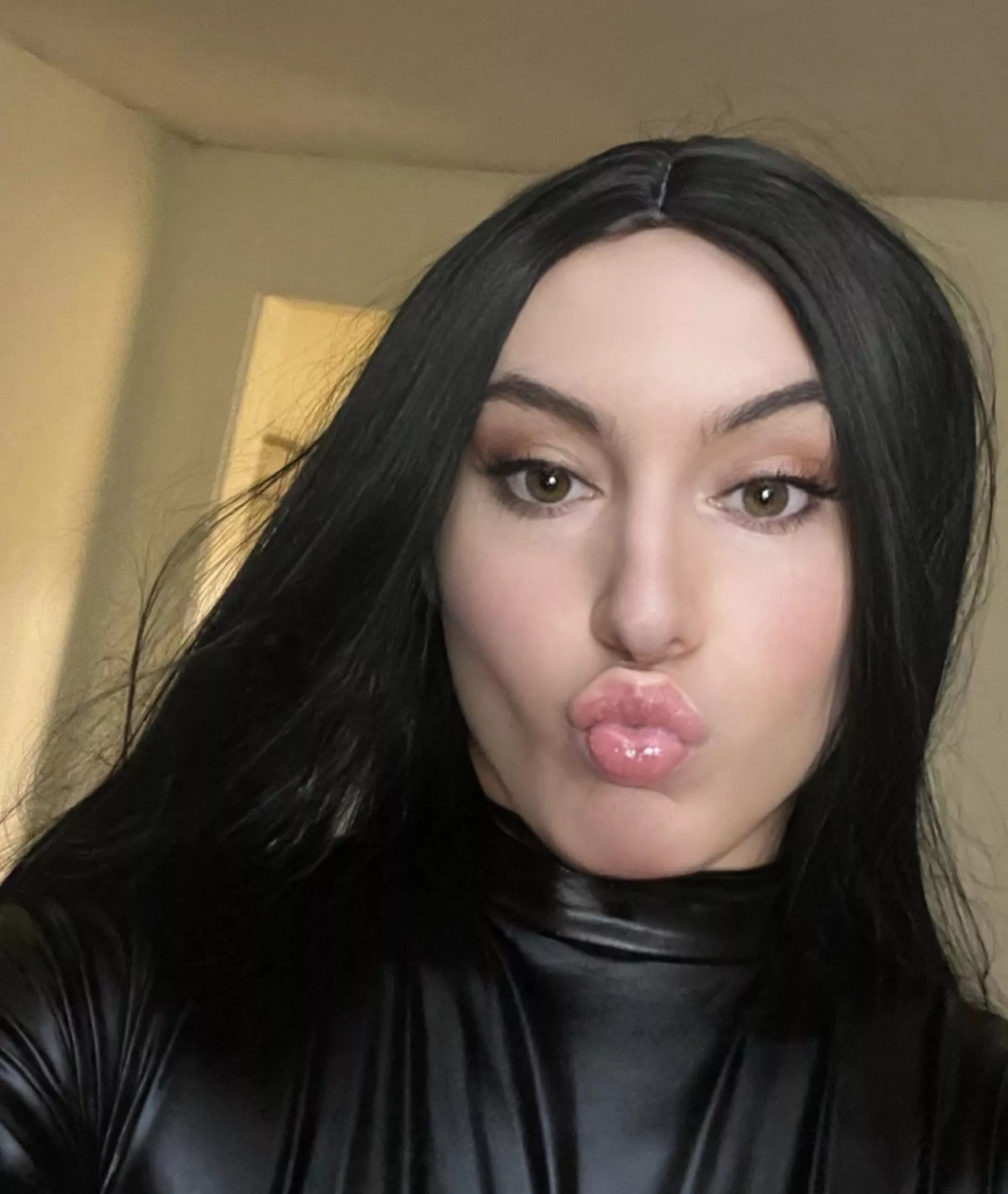 Good morning 😊 posted by alex_sparkles