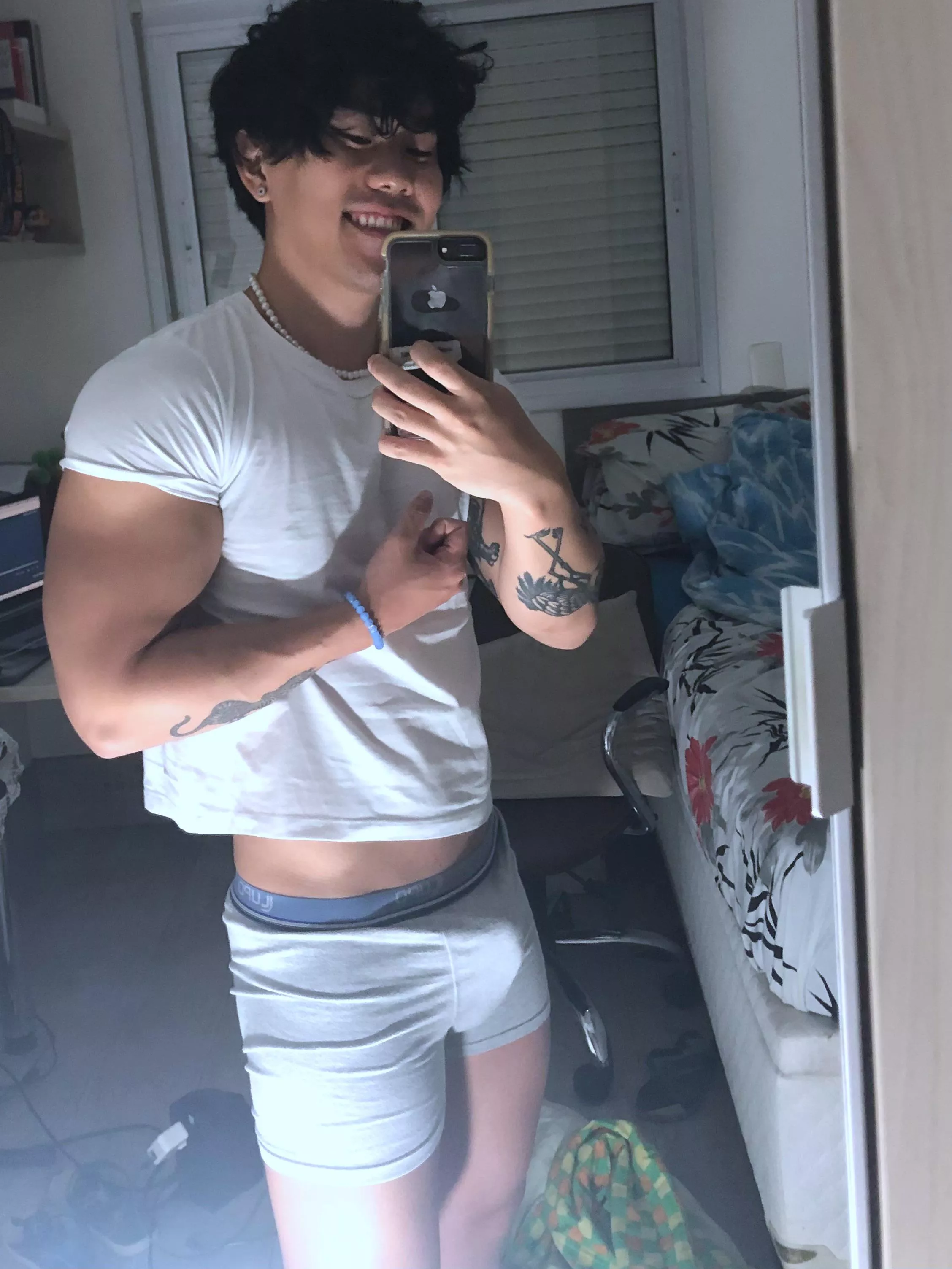 good morning :))) posted by ren_aka