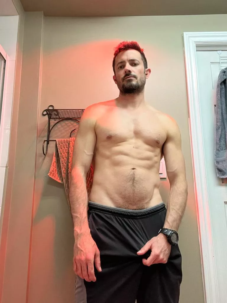 Good morning 😉 posted by bathroom_bang2-0