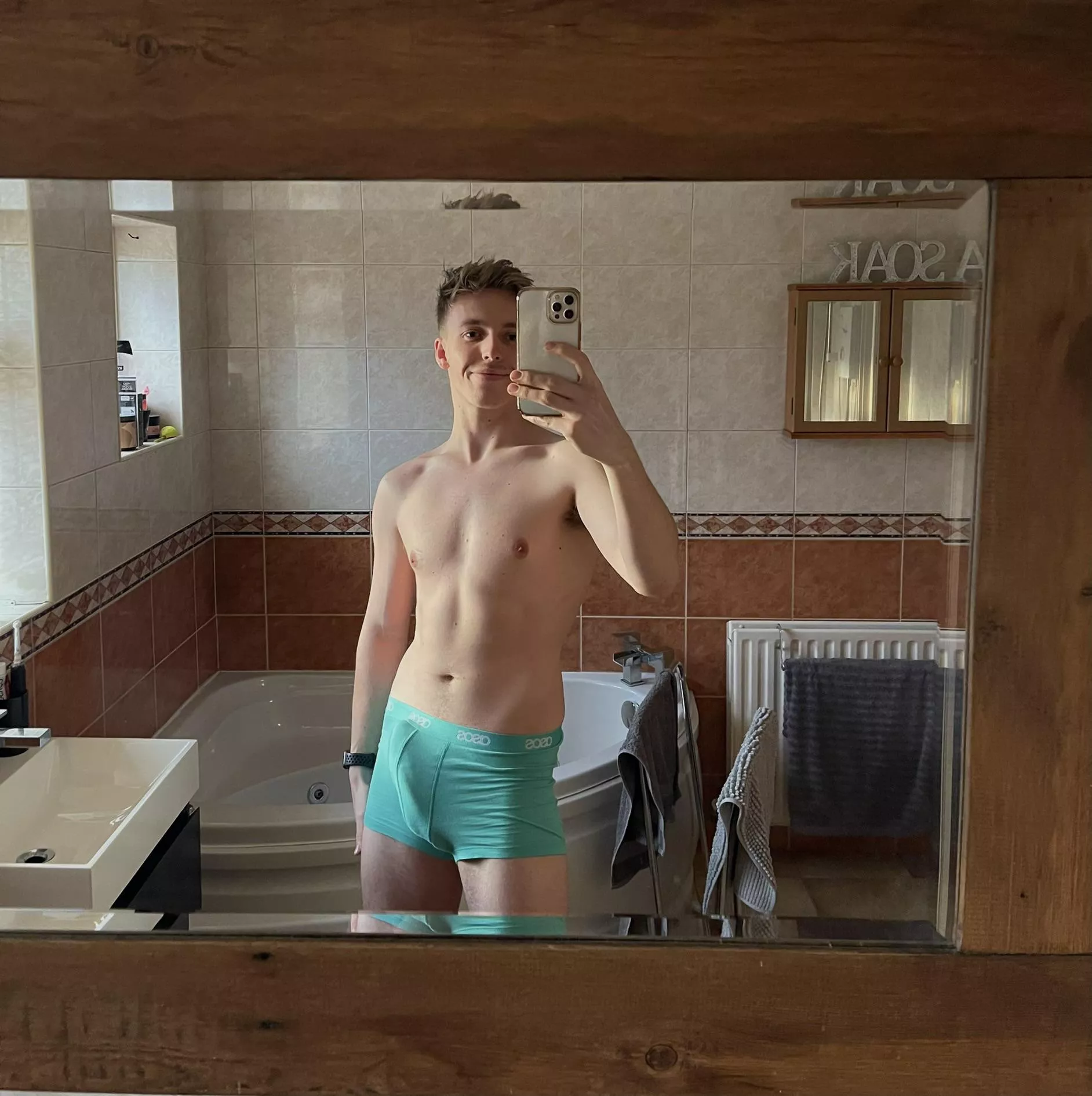 Good morning Reddit 🥰 posted by not-your-averagebrit