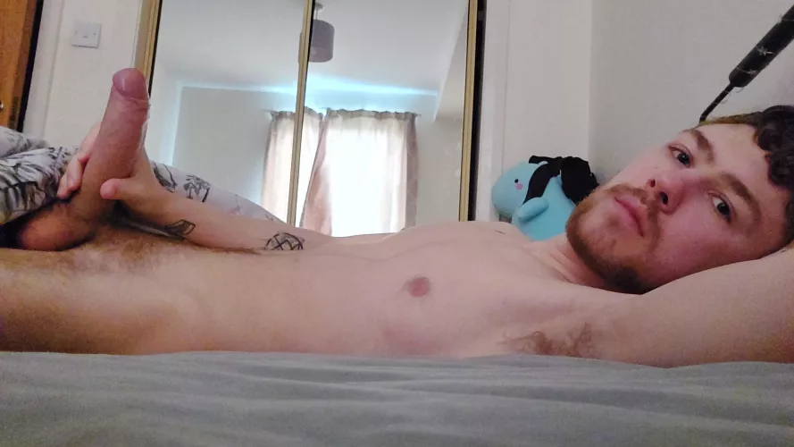 Good morning, sleepy head! by AltLostSoul