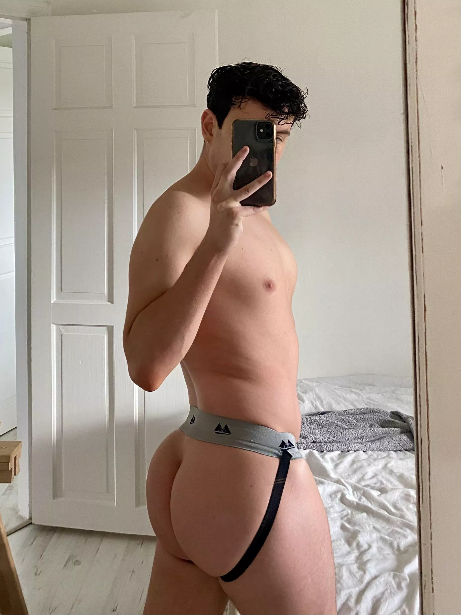 Good morning posted by London94SM