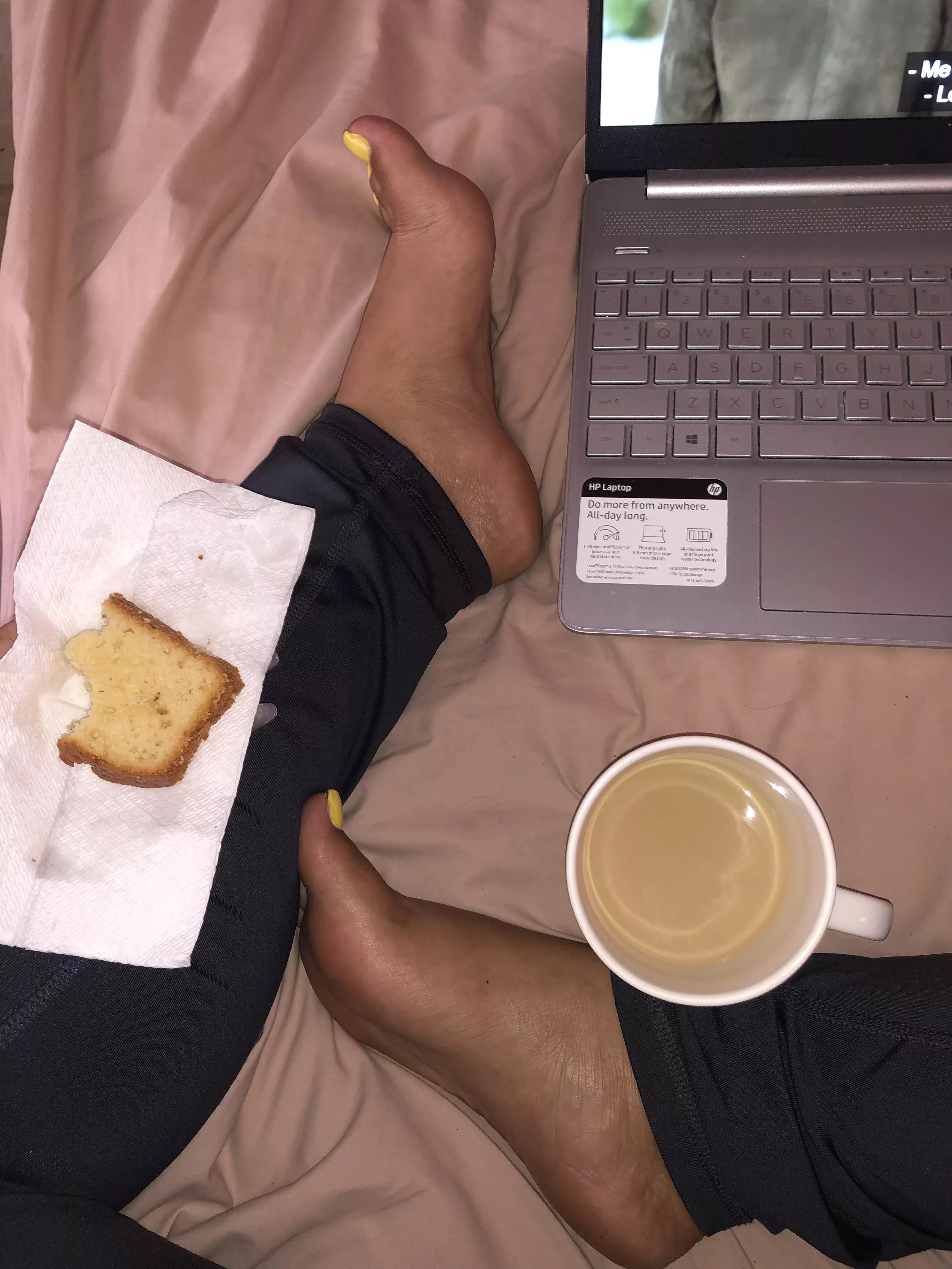 Good morning posted by Feetpics0o-