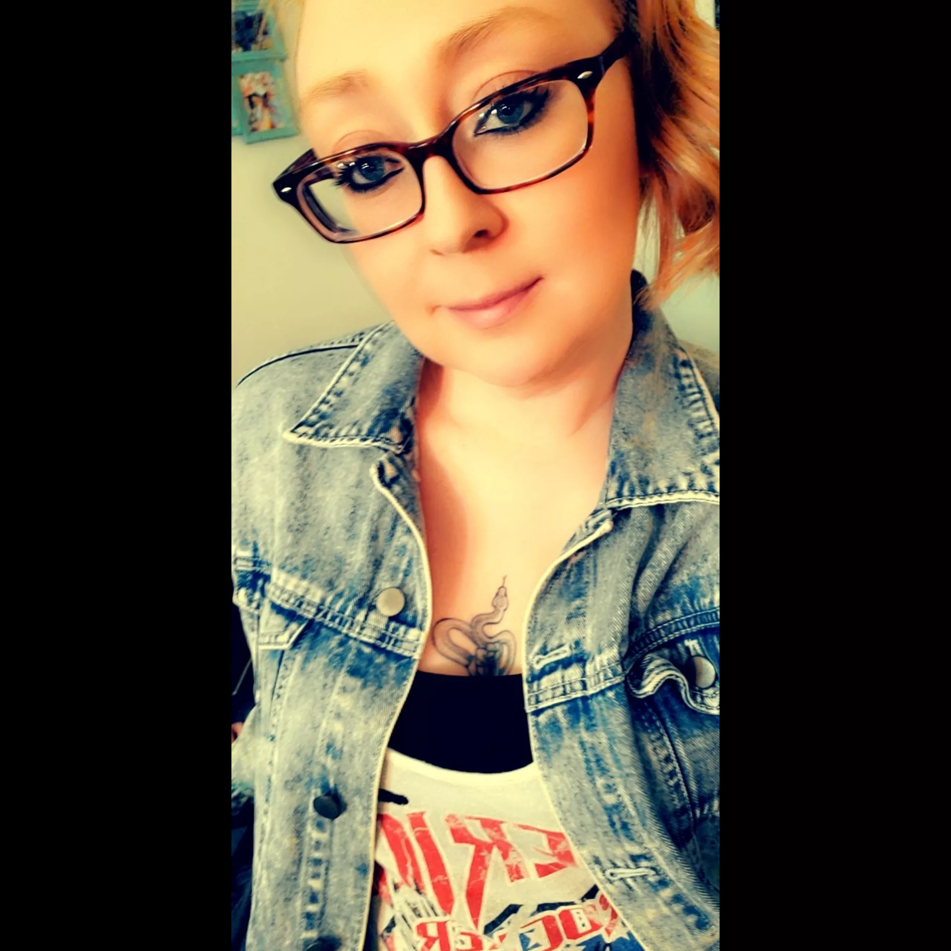 Good Morning posted by flirtyred