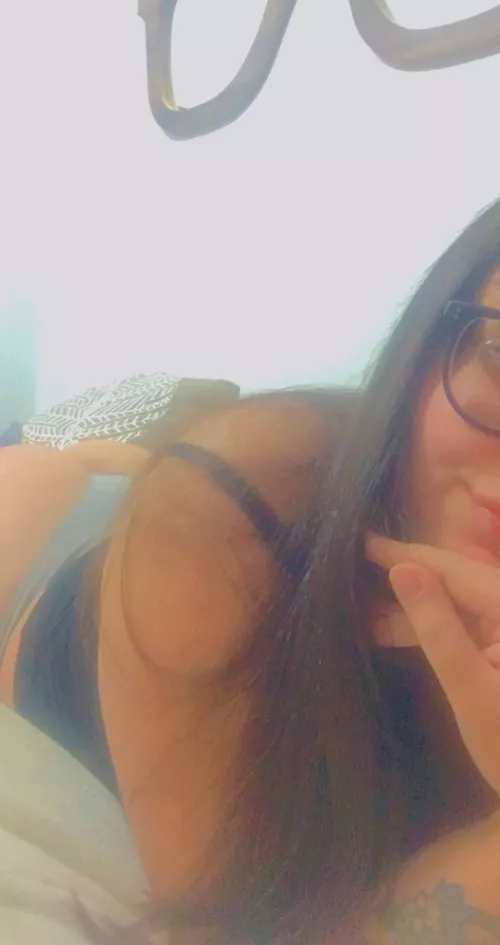 good morning😘 would you like to wake up with me? by xzroxz