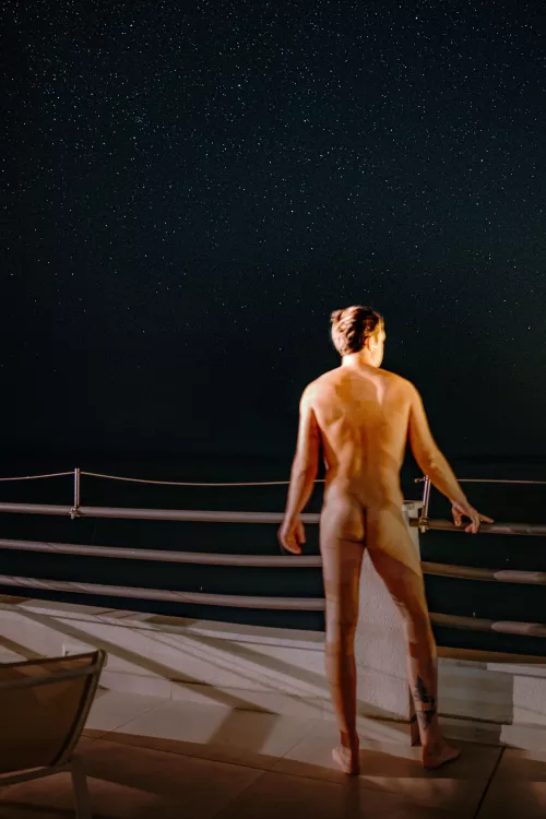 Good Night. by Notheroe