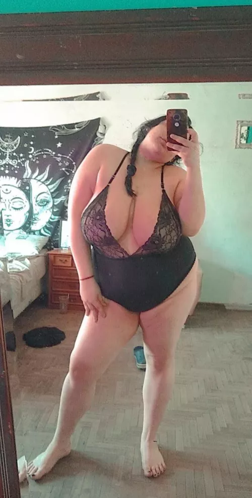 good night 🌙 by misstresstressed