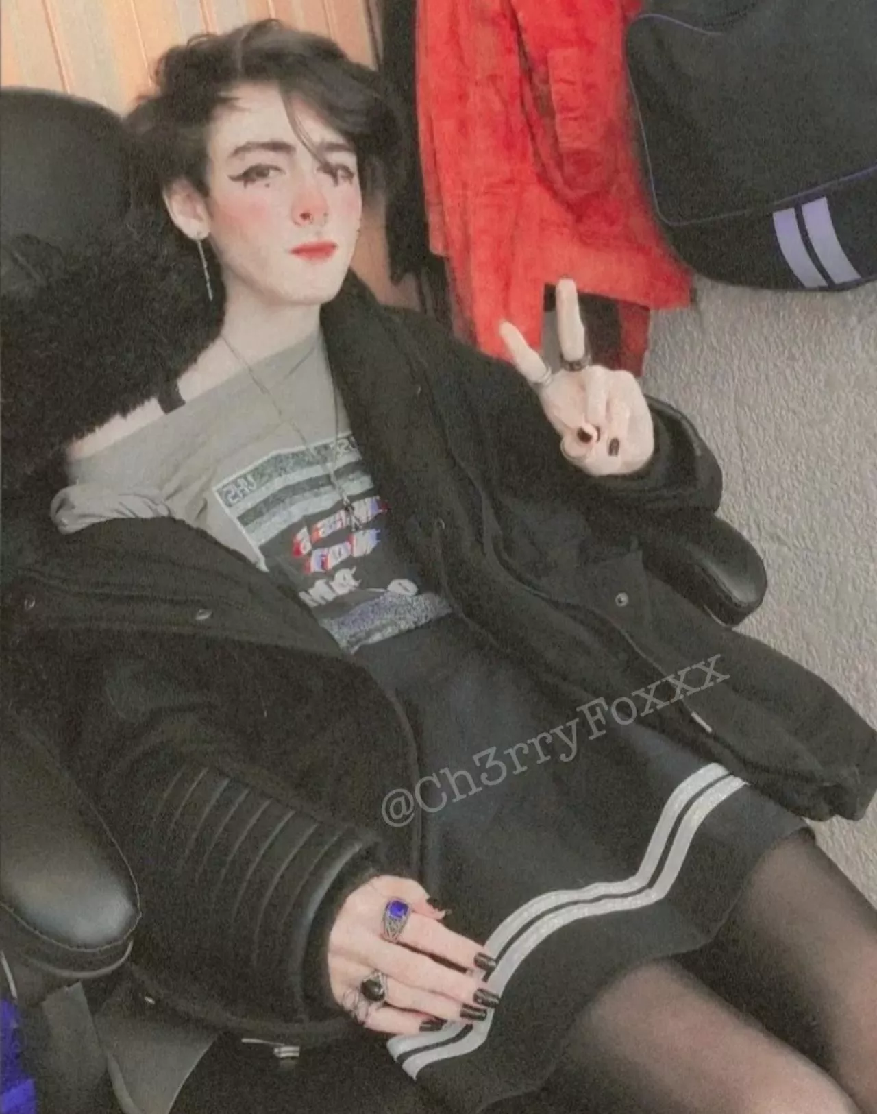 Good night 💖🌙 posted by ch3rryfoxxxx