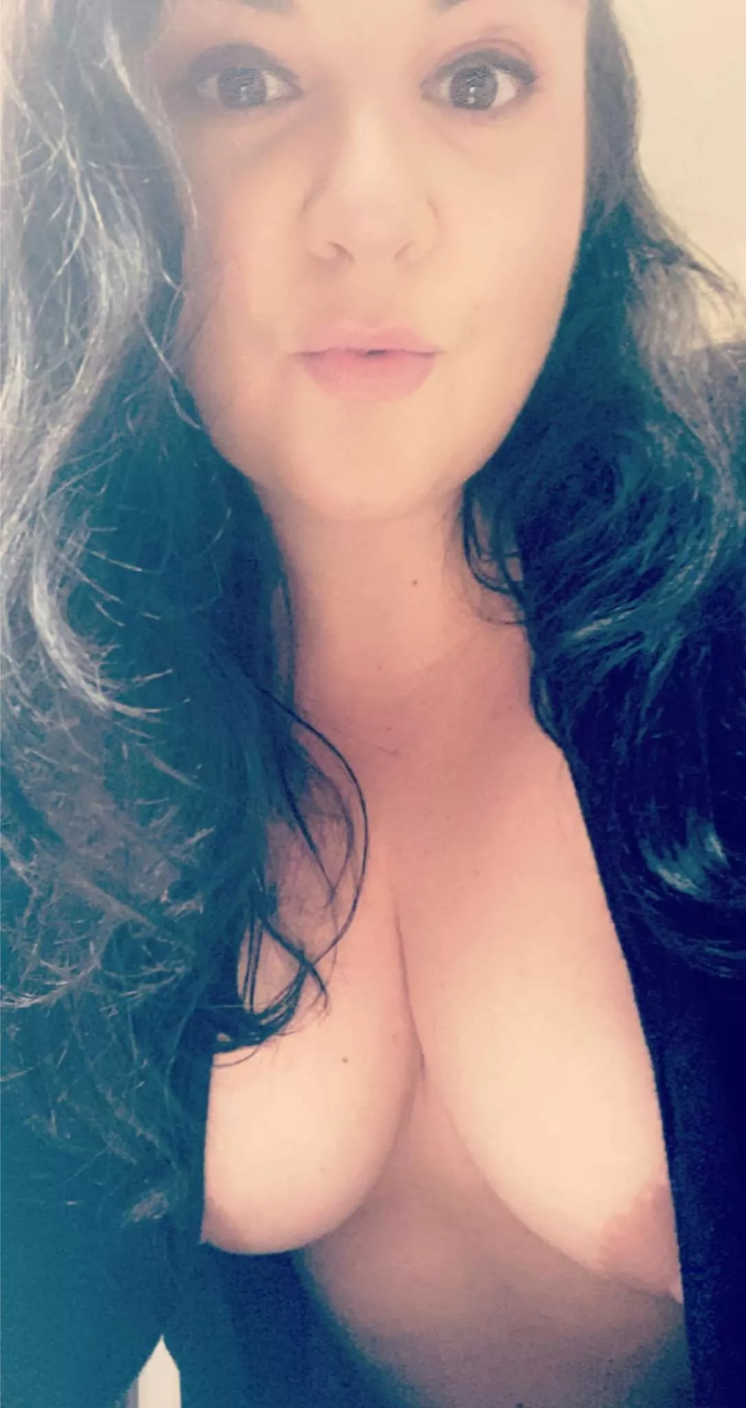 Goodmorning! 🥵😘 posted by whiskeyandcoke691