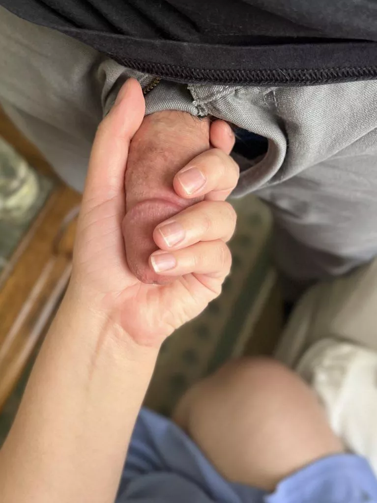 goodness I need a manicure posted by AutumnXbunnyy