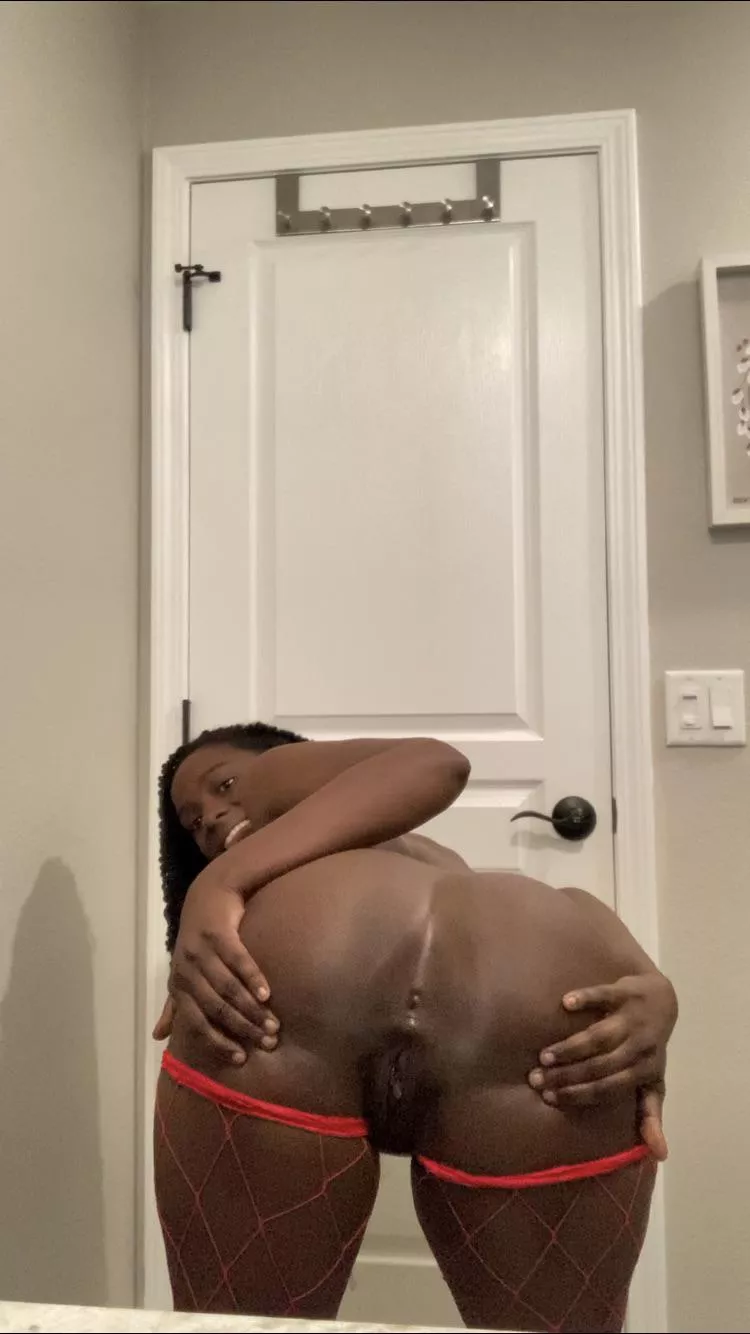 Goodnight posted by Divinecumslut