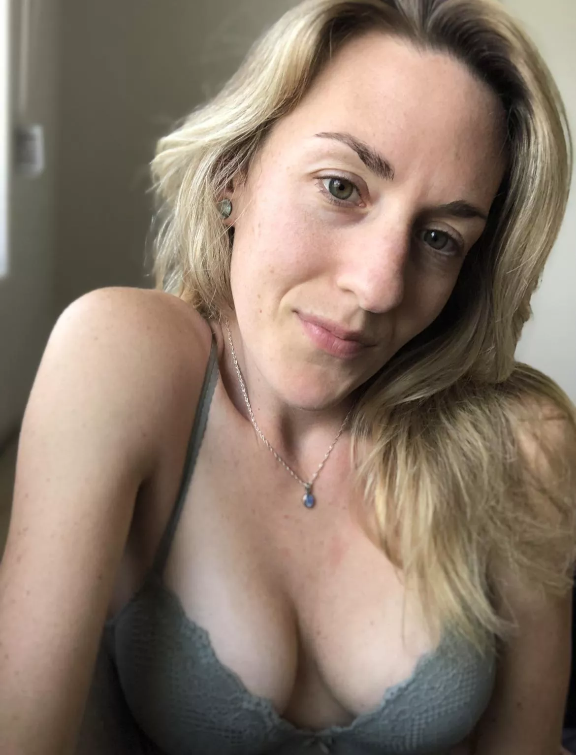 Goodnight my little love bugs 💋 posted by bettyotr