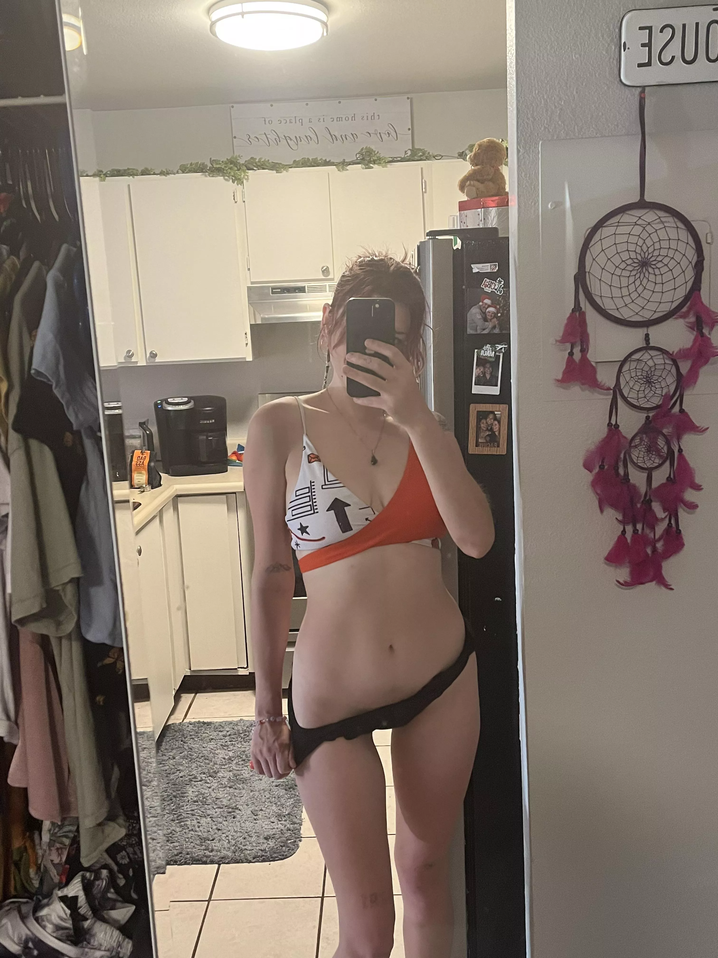 goodnight to the 5 ppl that think my tummy is sexy😘 posted by loverofvenus