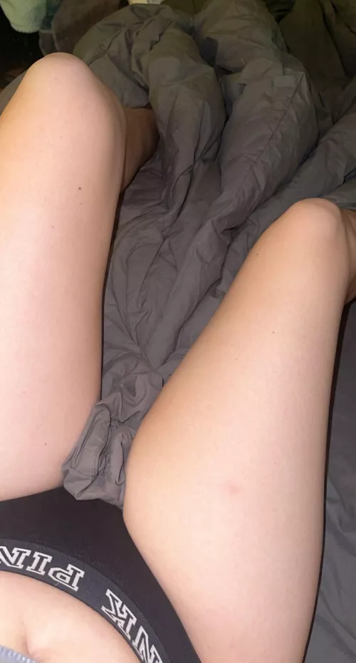 Goodnight with thick thighs❣️ by Happy-2pleaseU