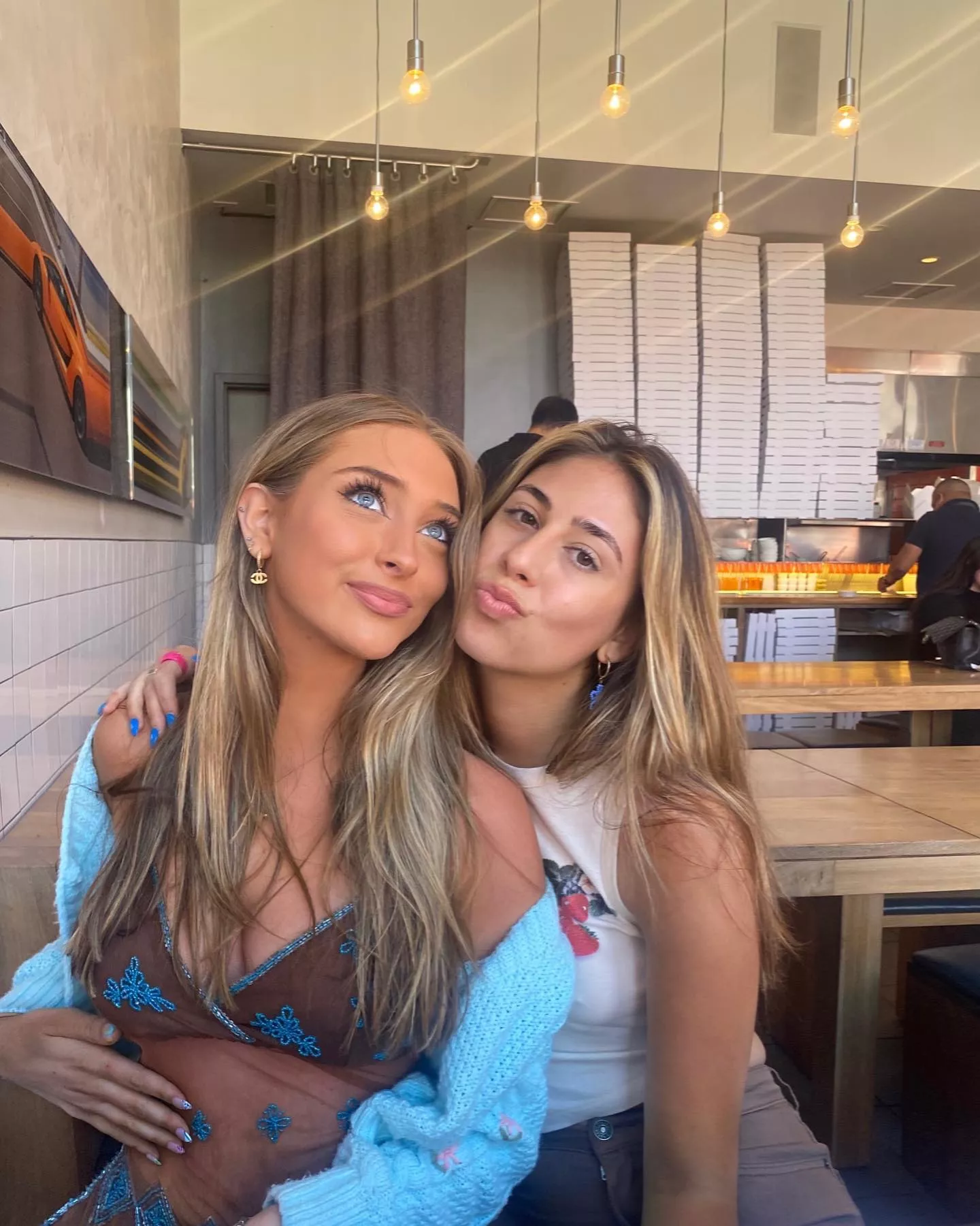 gorgeous [2] posted by siimple_code