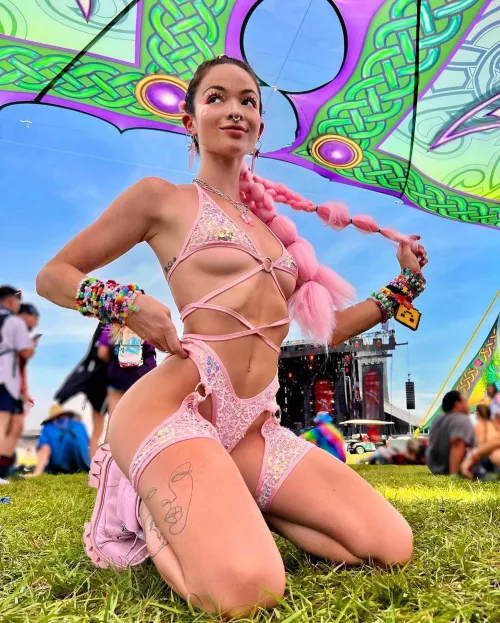 Gorgeous by siimple_code