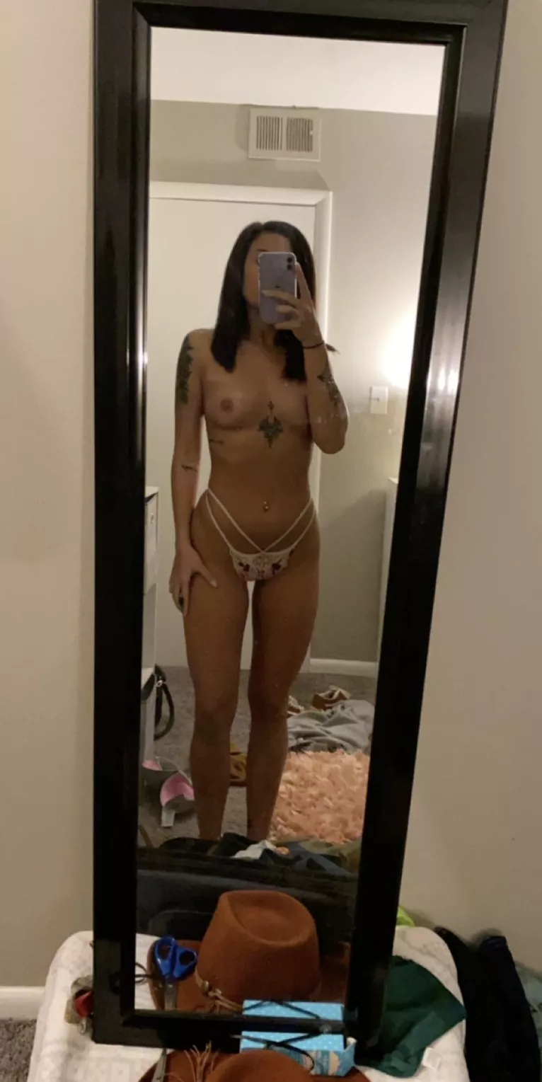 Gorgeous posted by greatgirlpics