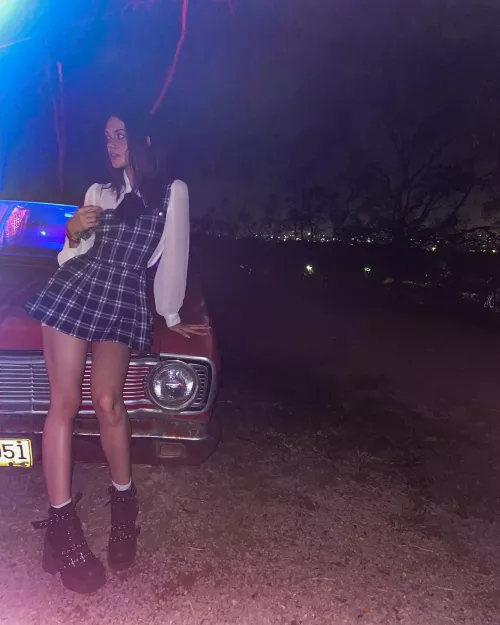 Gorgeous babe by siimple_code