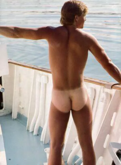 Gorgeous tanlines by KKwoodhill