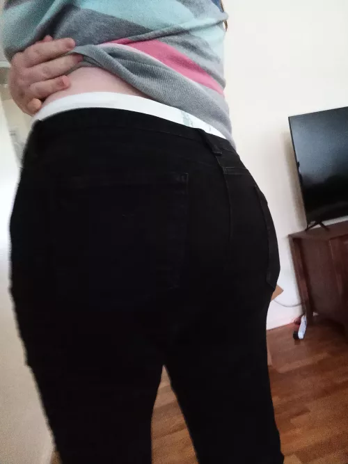 got a cheap pack of diapers to hold me over for a bit, was having a bad day and they got delivered ❤️ back to work but at least this time I'll be comfy 💕 by Lil_Space_Flower