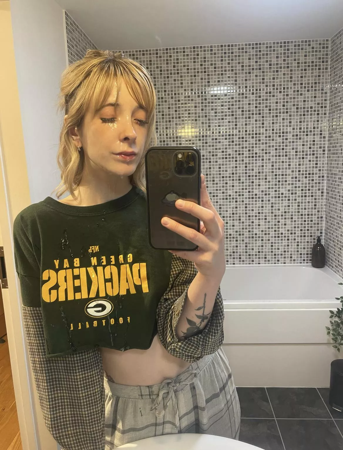 Got a fair amount on my shirt… 😳 posted by jadevowofficial