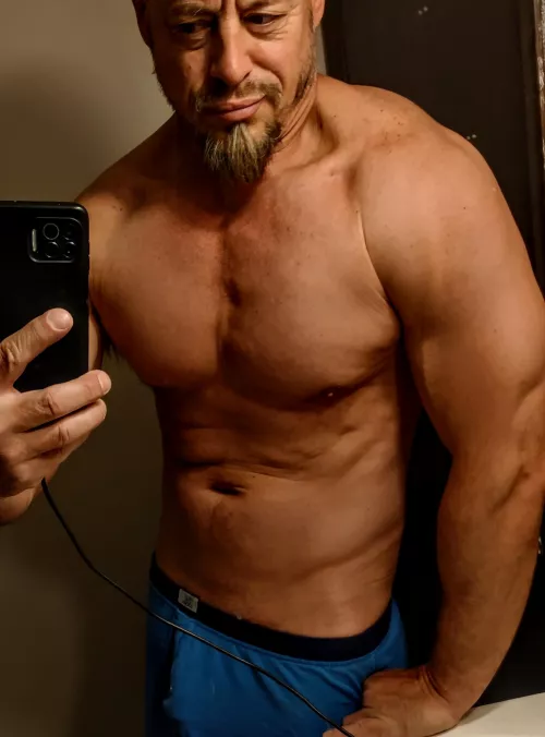 Got a good chest pump in this [M]orning, just need to loss some winter thickness now by National_Career_9278