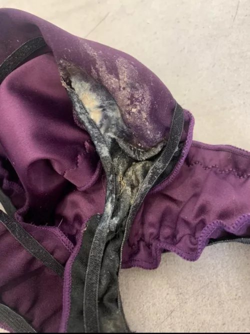 Got a little tewwww messy😩😩😩 by sparkle_69