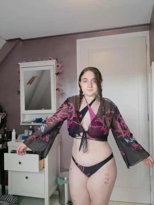 got a new bikini :) [F] by Noukieisstupid