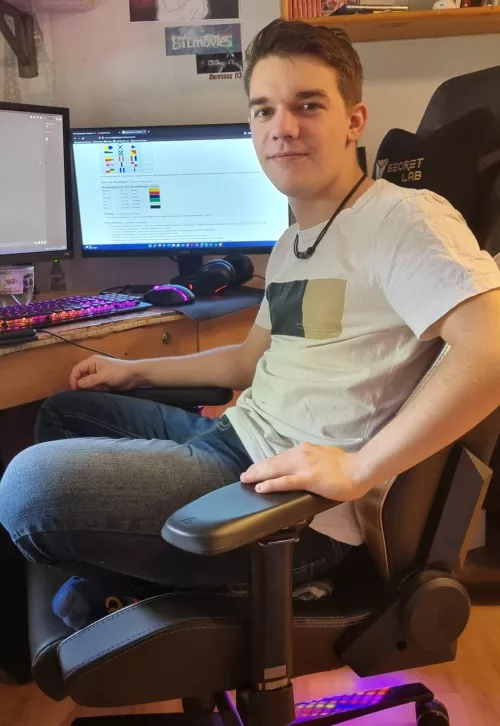 got a new bracelet, which I really like by BTLmovies