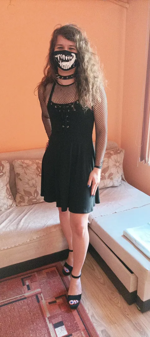 Got a new dress and cool fishnet top! In love 😍😍 posted by poisonsnake12