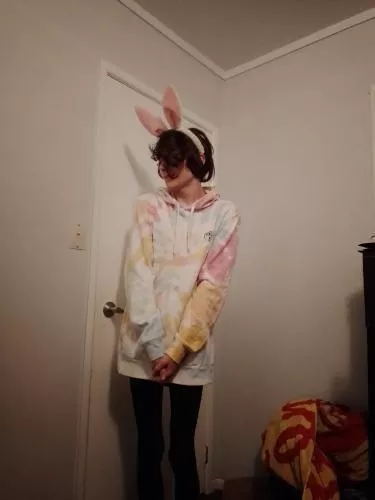 Got da bunny ears :3 posted by notowesome