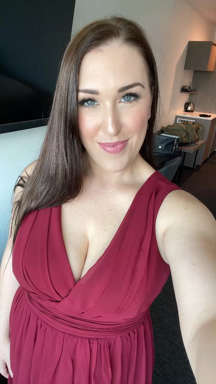 Got dressed up but should’ve got you up instead… posted by just-claire