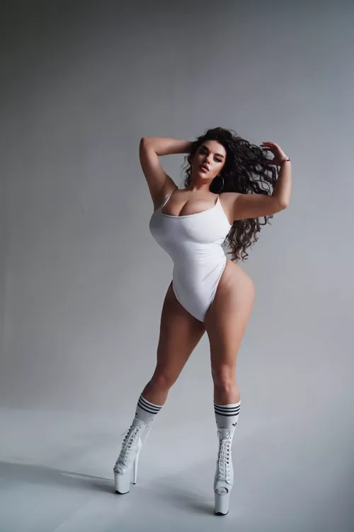 Got full package, would you like to see more? by QuirkyCauliflower639