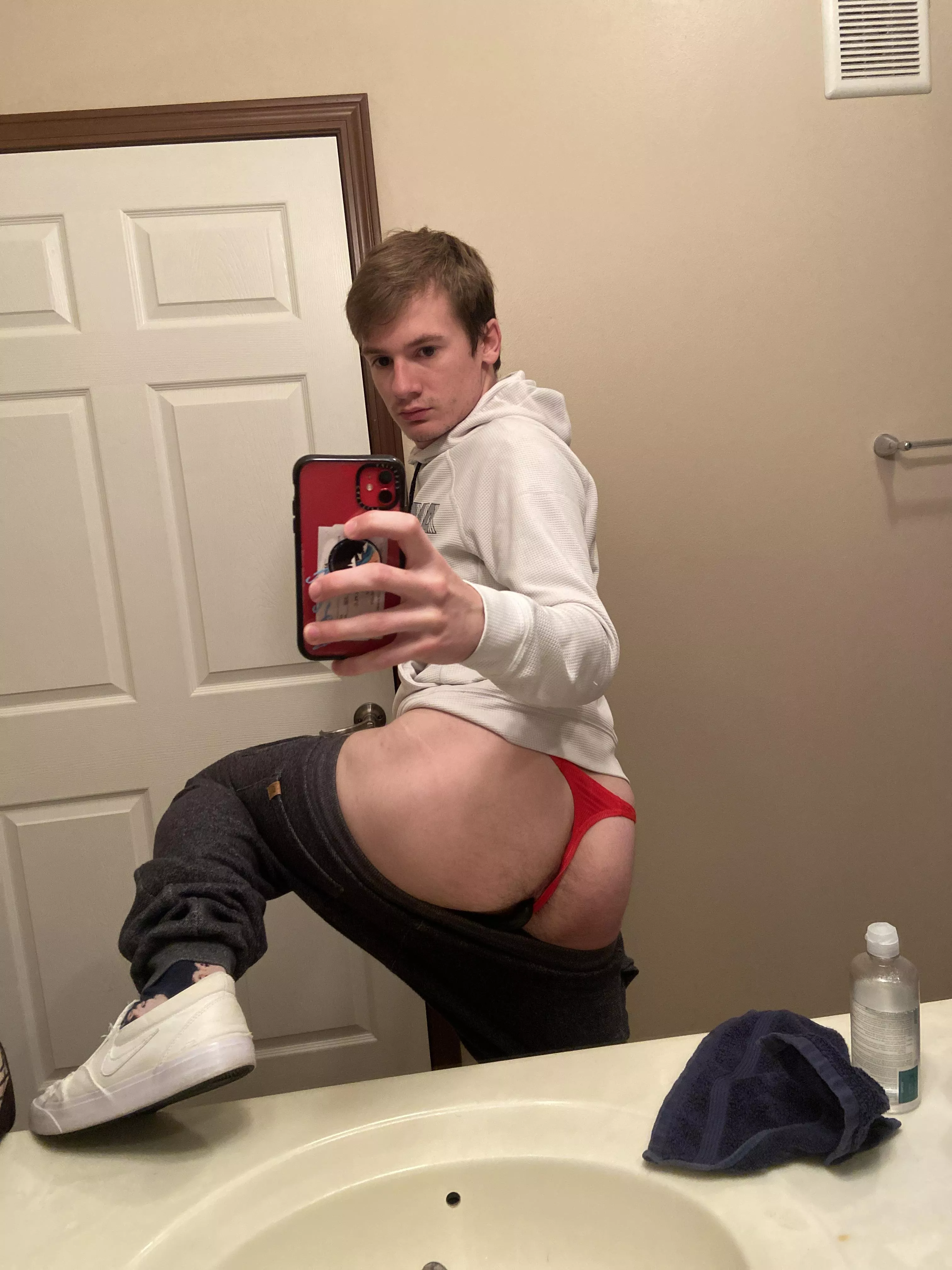 Got my plug in and my thong on and ready for class 20m posted by hairypotterarse