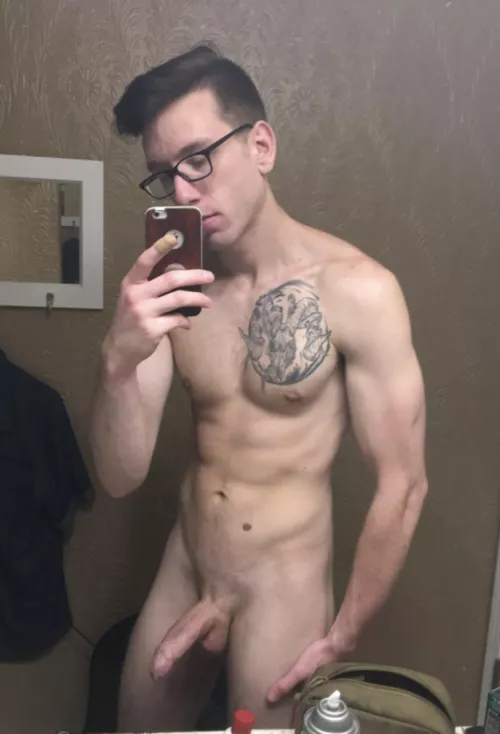 Got some compliments on my glasses last time by chipxlte