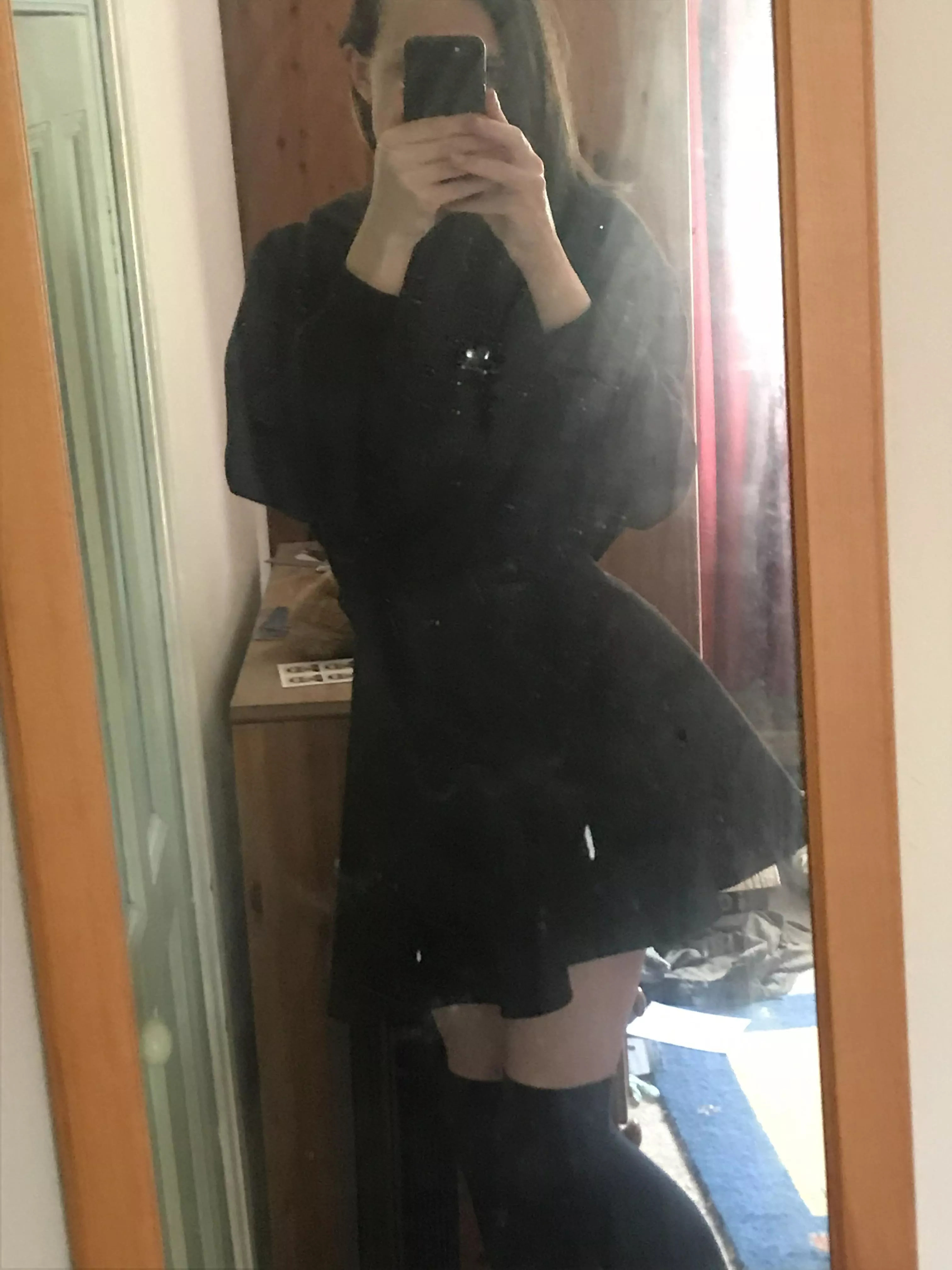 got some new knee highs i’m loving them posted by Floomphy_bi