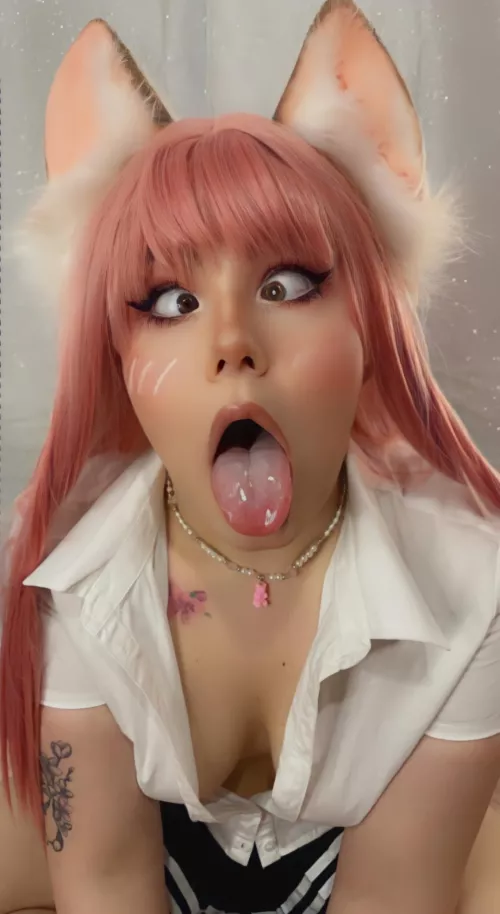 🥵Got something to drink?🍶Sorine Rose🎀 by Sorine-Rose