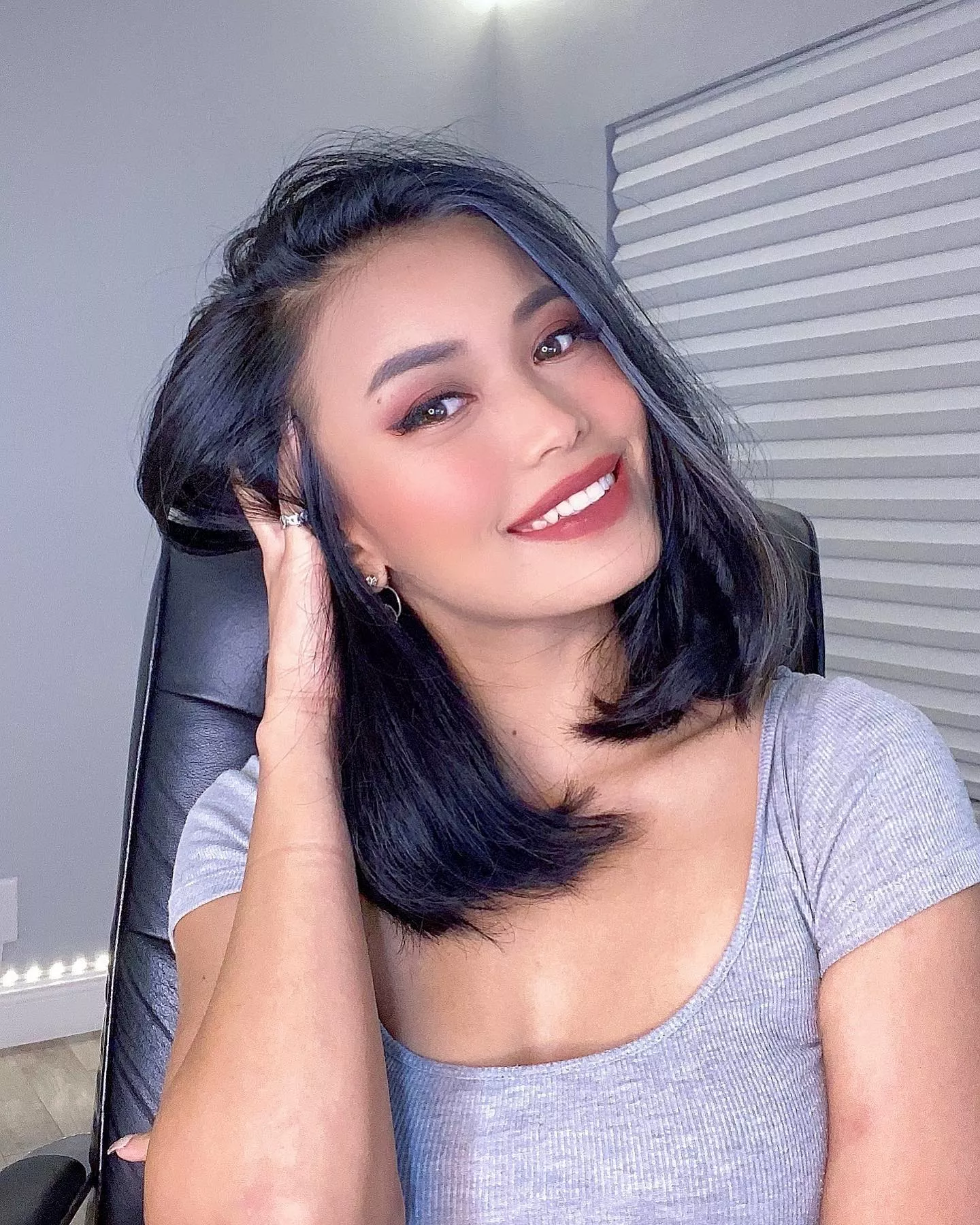 Got that Glow posted by PolishedGold