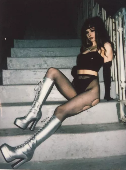 Goth baby need some attention by goddessoffxck