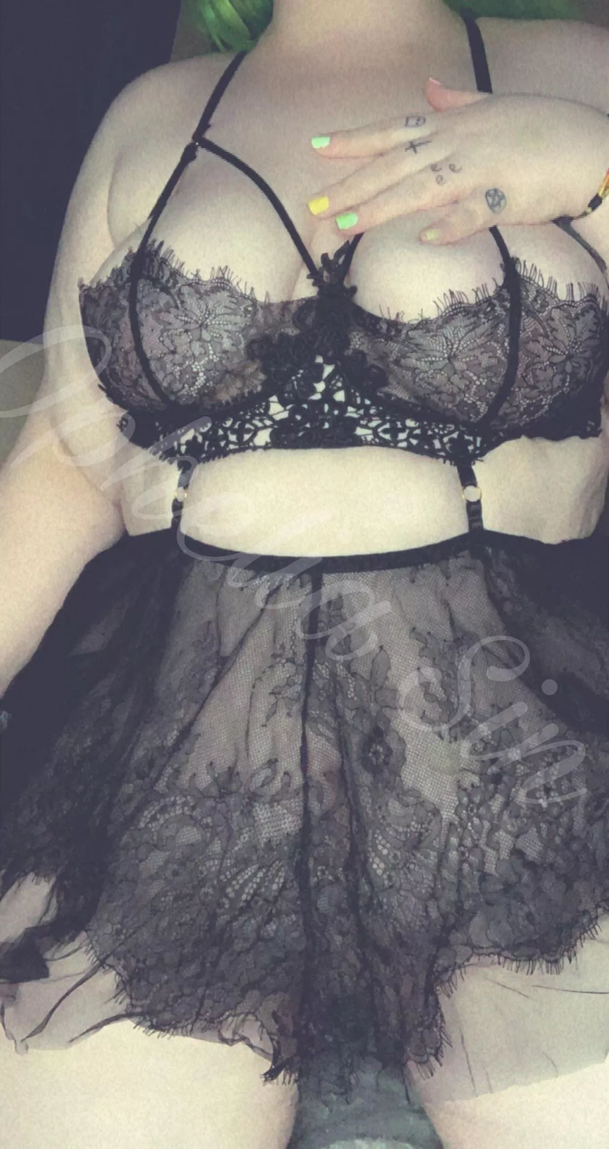 Goth girls need nerdy gamer bfs posted by opheliasin_666