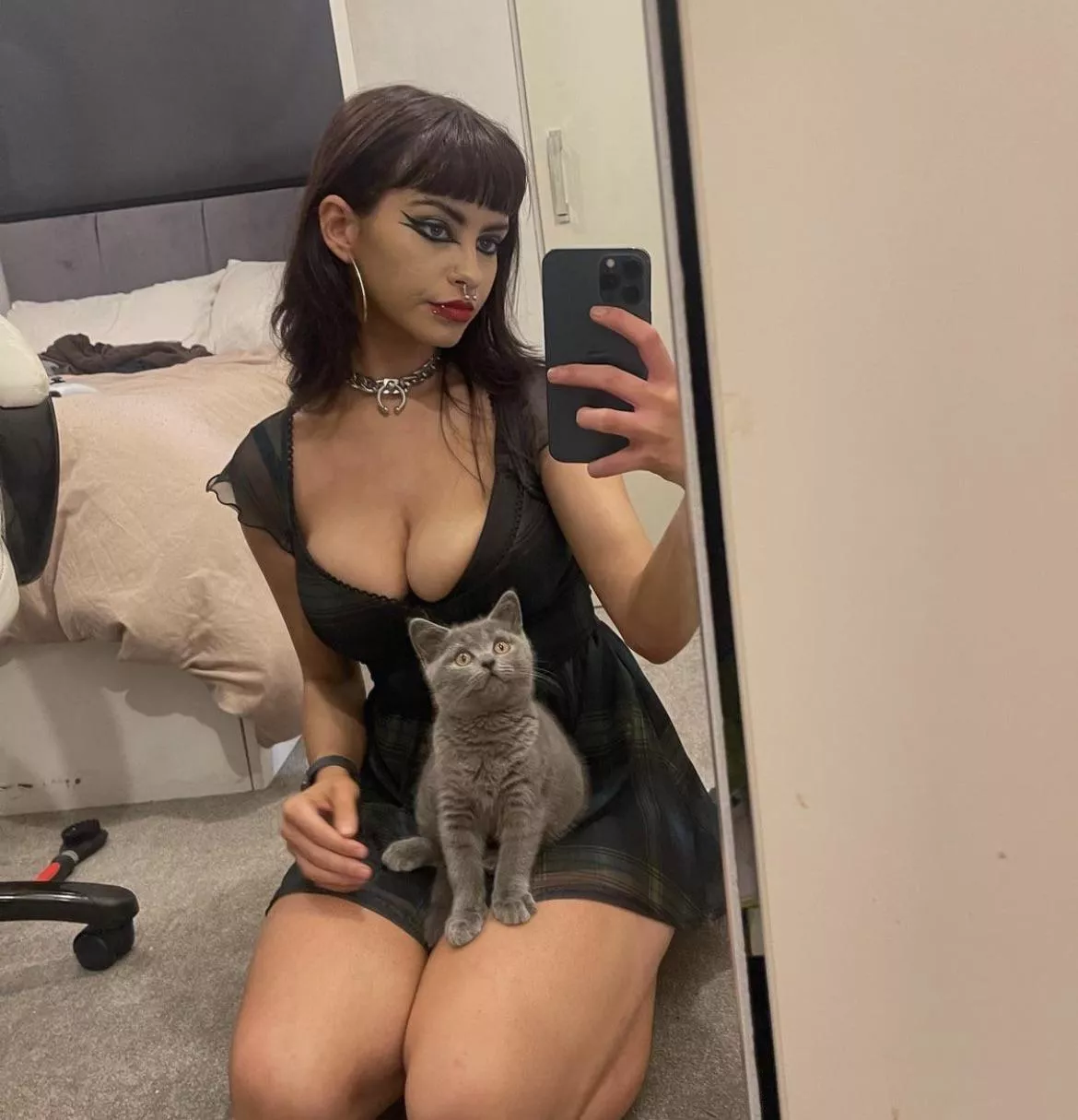 Goth Sophia posted by osisieneb