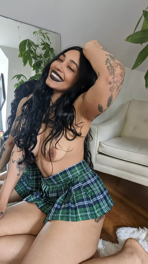 Goth titty posted by TarooRooot
