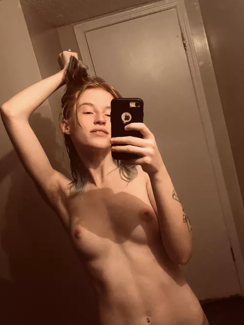 gotta pull my own hair 🥲 by PaytenPeachy