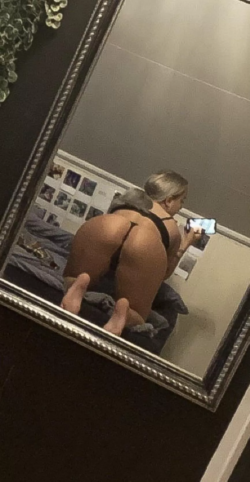 Grab it bby posted by Zealousideal-Ear2937