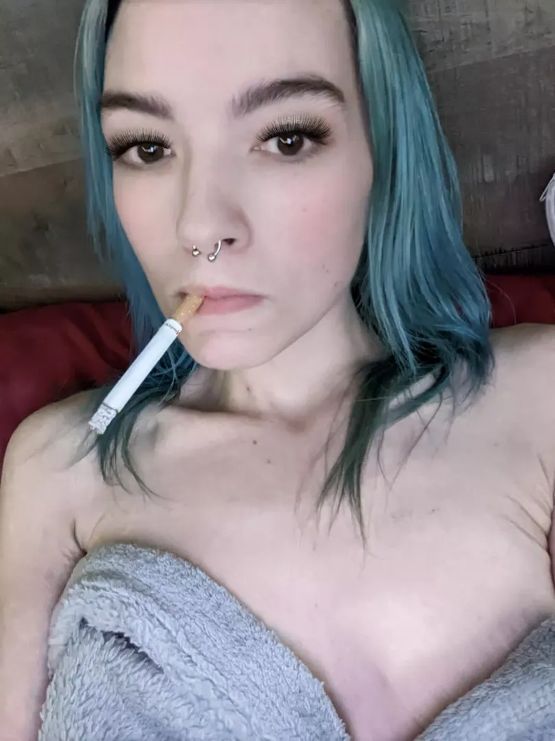grabbed a pack of Newport reds :) posted by miss_slytherin13